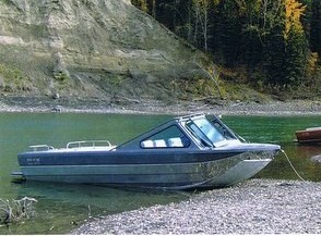 2_ourboat2_1.jpg