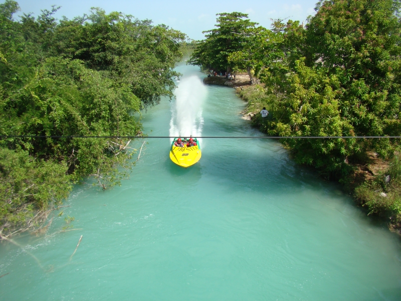 Bestia Huay Pix.jpg